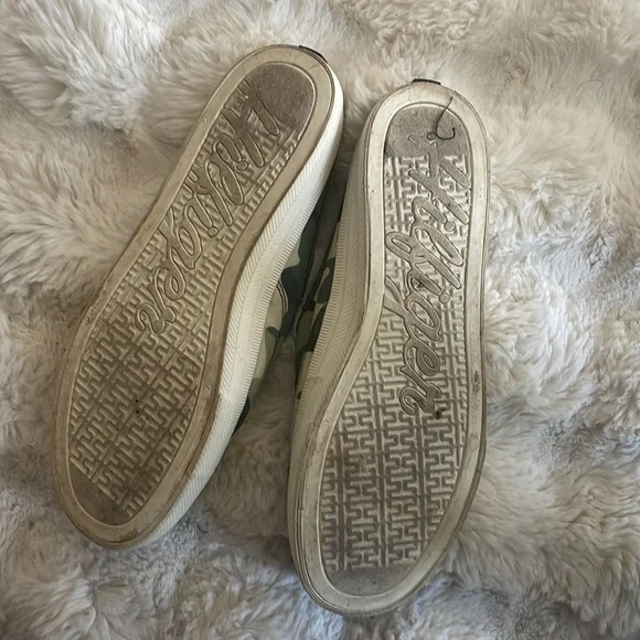 Tommy Hilfiger Army fatigue Shoes - Picture 7 of 7